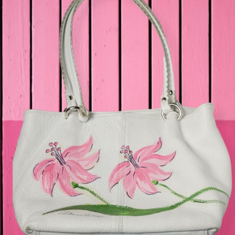 Cecconi Piero Genuine White Pebble Leather Handbag hand painted and signed GUC